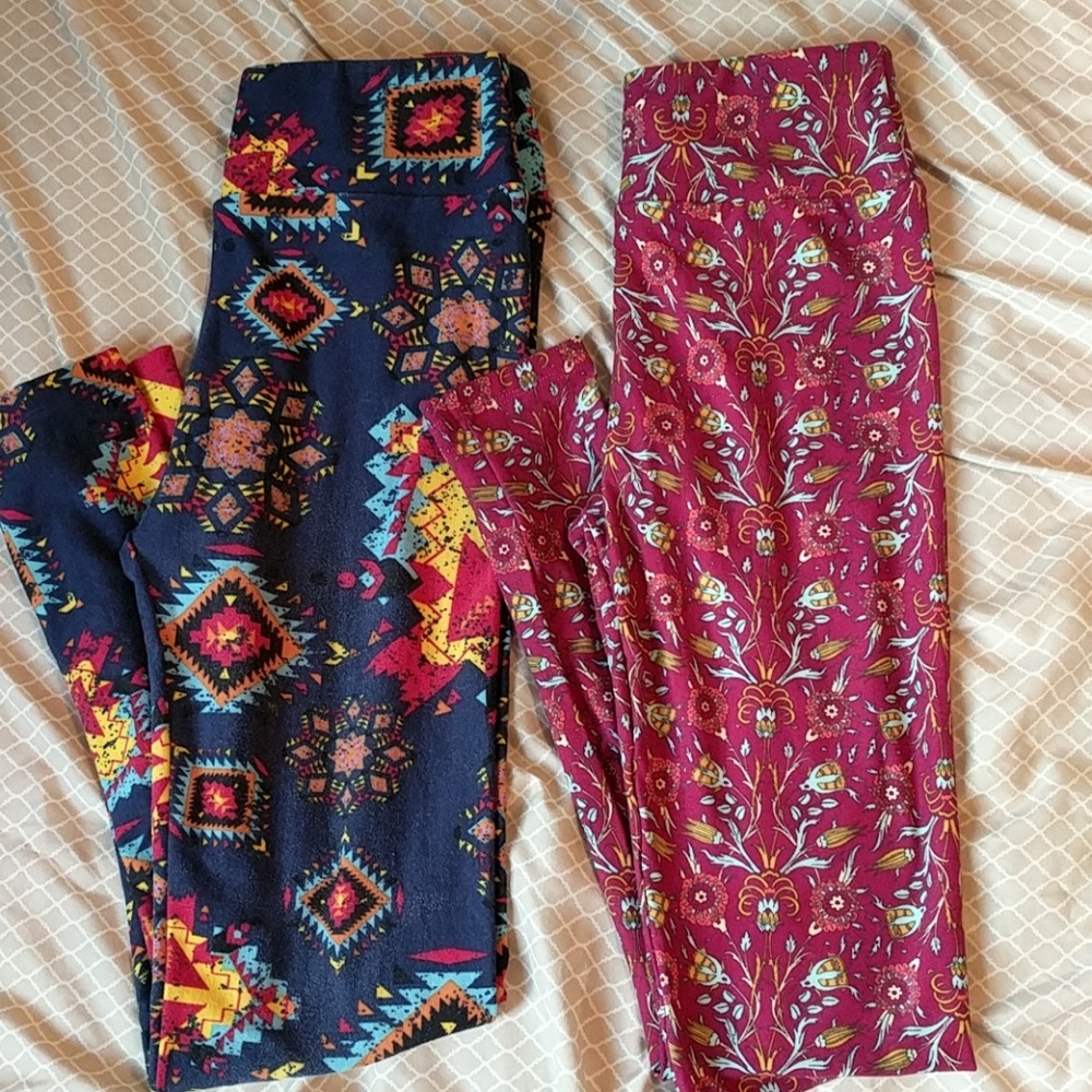2 LulaRoe OS leggings